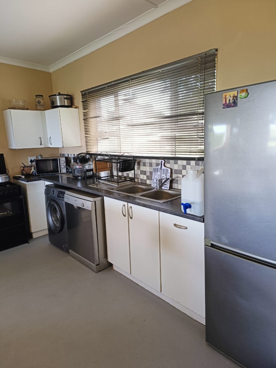 2 Bedroom Property for Sale in Bathurst Eastern Cape